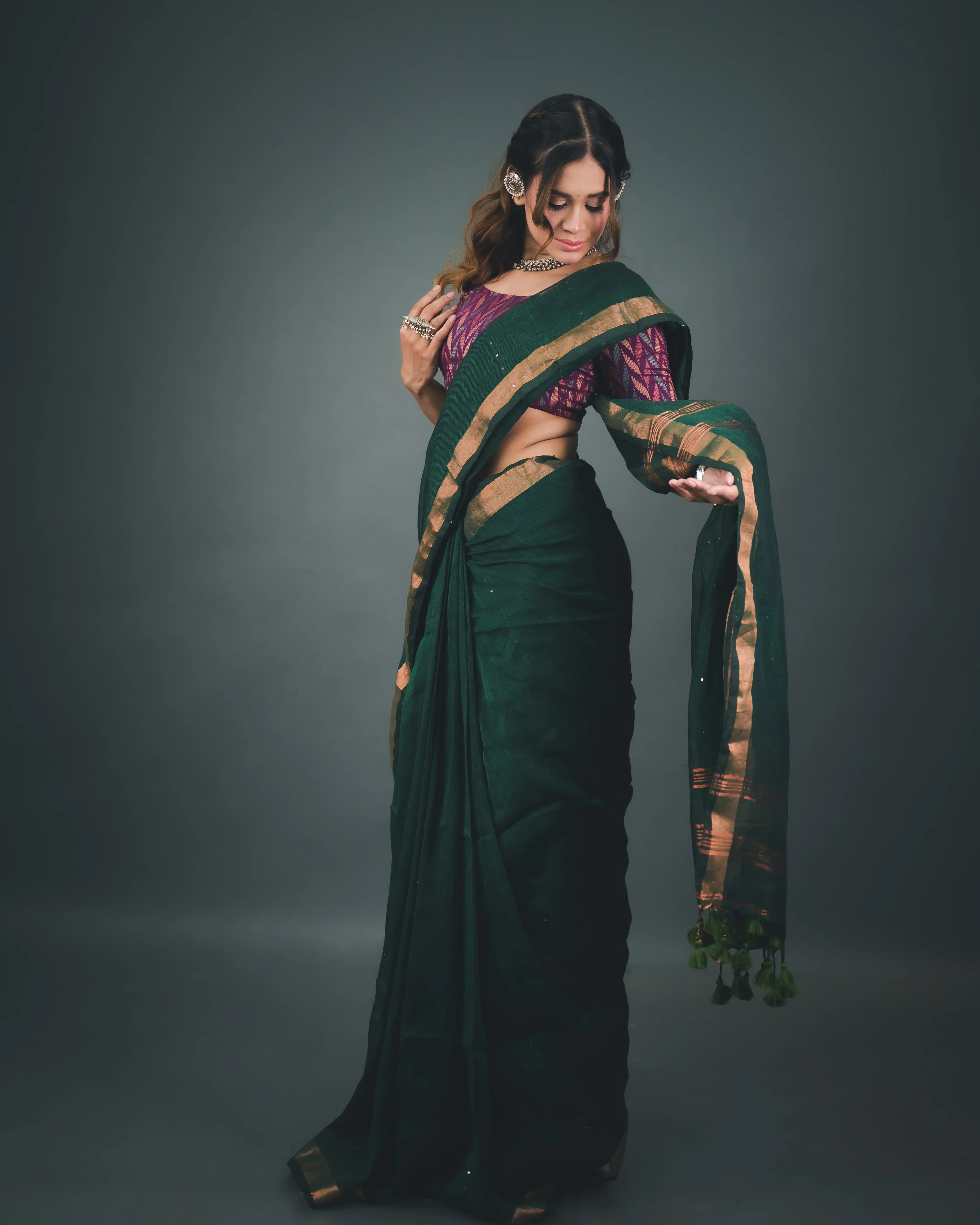 Chamak Linen Saree